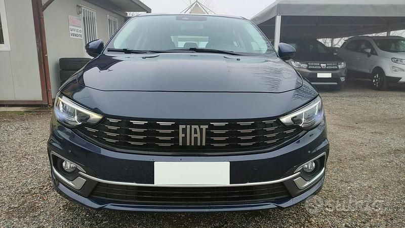Usata Fiat Tipo City Life 101 CV (74 kW) 2021 Blu / metallizzato Berlina