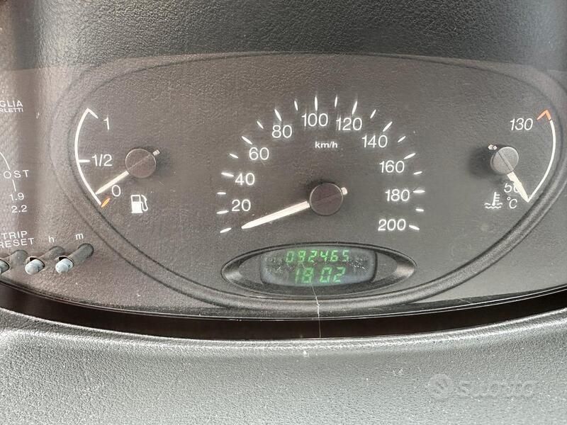 Usata Lancia Ypsilon 60 CV (44 kW) 2000 Nero Utilitaria