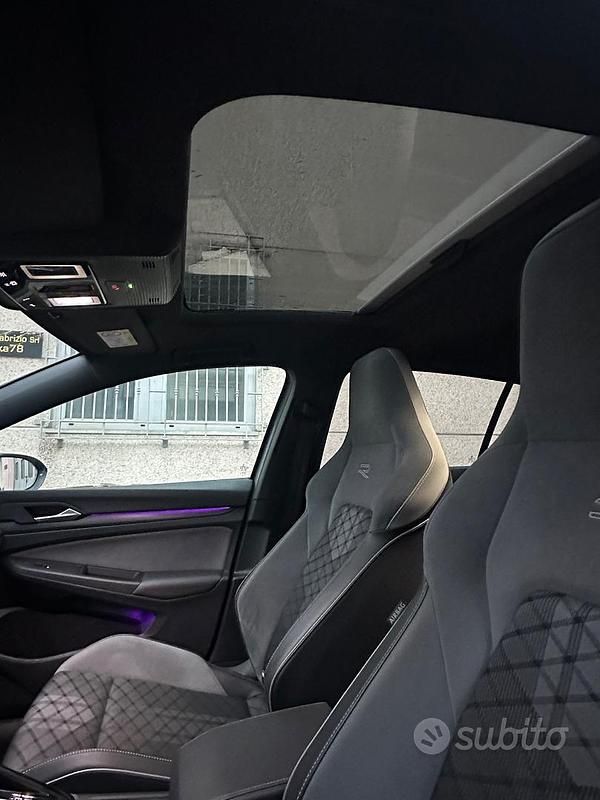 Usata VW Golf VIII R-line 2023 Grigio Berlina