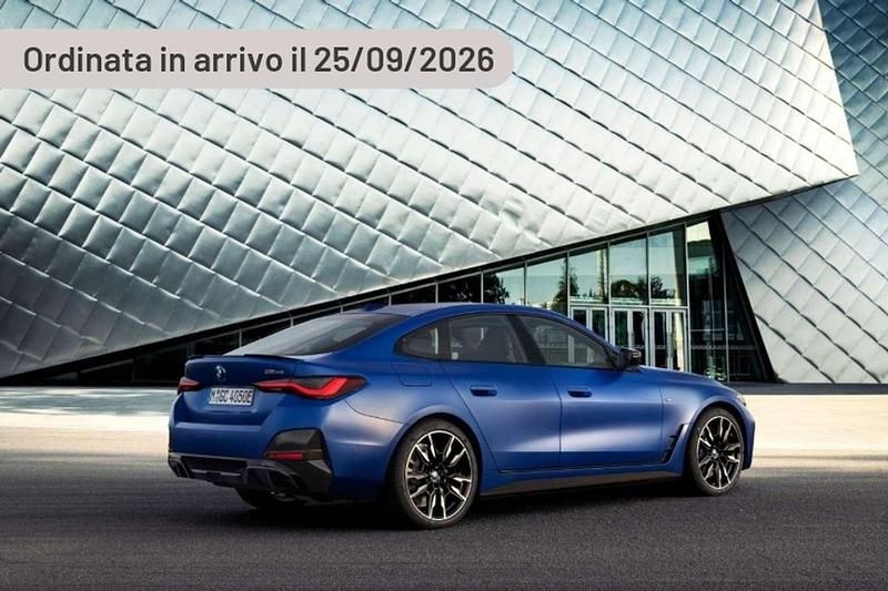 Nuova BMW i4 M Sport 144 kW (197 CV) 2025 Argento Berlina