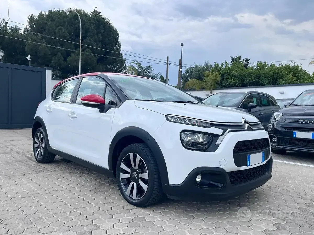 Usata Citroën C3 Shine 102 CV (75 kW) 2021 Bianco Utilitaria