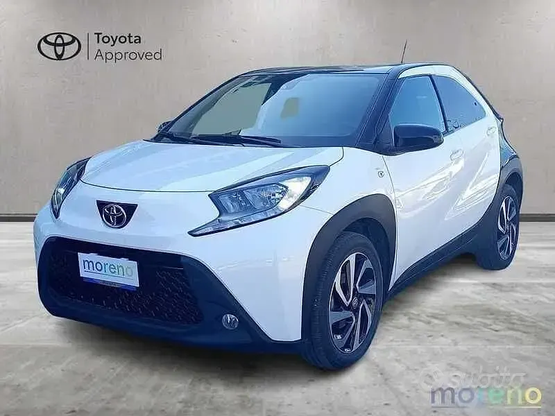 Usata Toyota Aygo X Trend 72 CV (52 kW) 2023 Bianco SUV