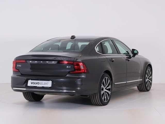 Usata Volvo S90 Plus 197 CV (144 kW) 2024 Grigio Berlina