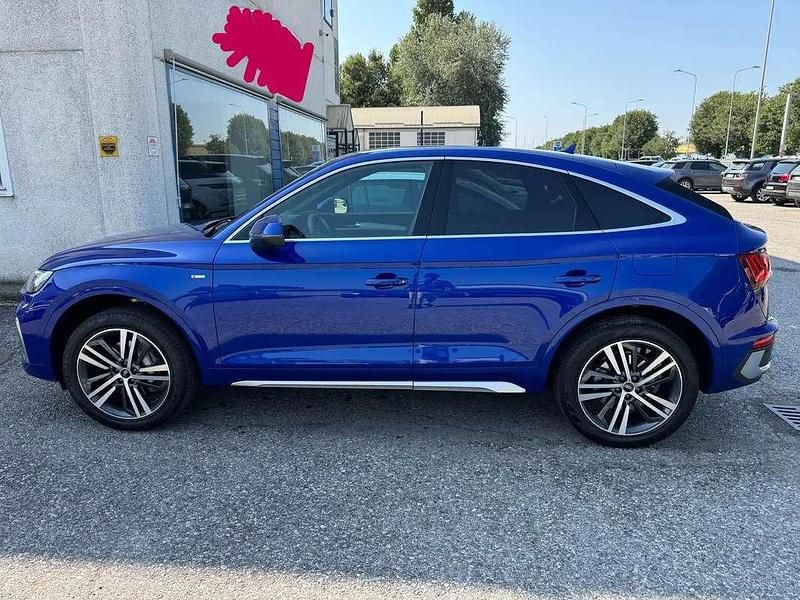 Usata Audi Q5 Sportback Ambiente 204 CV (150 kW) 2022 Blu/azzurro SUV