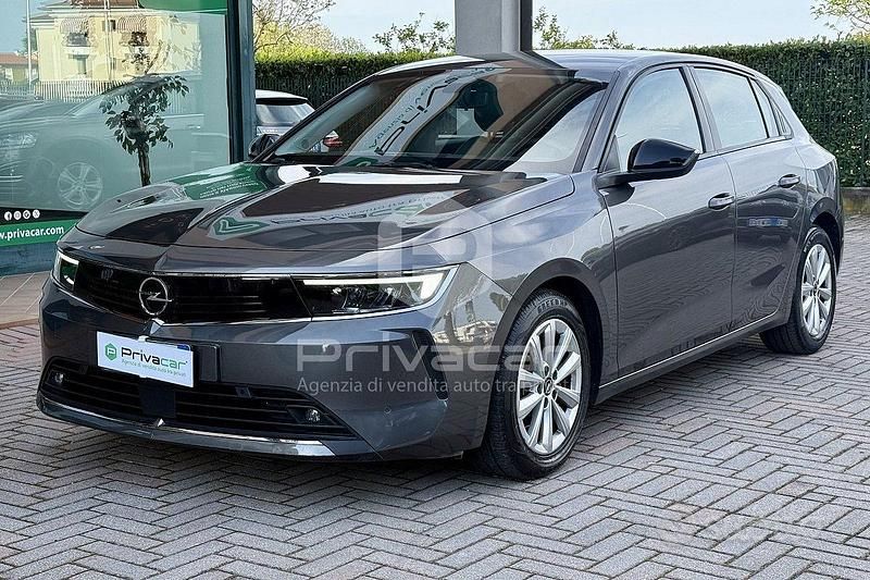 Usata Opel Astra Edition 110 CV (80 kW) 2023 Grigio Utilitaria