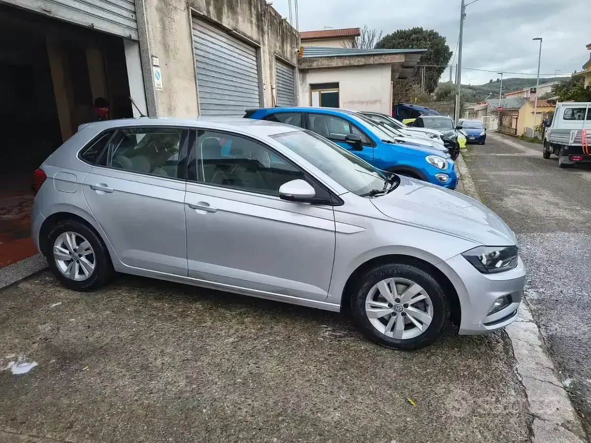 Usata VW Polo Comfortline 80 CV (58 kW) 2019 Grigio Utilitaria