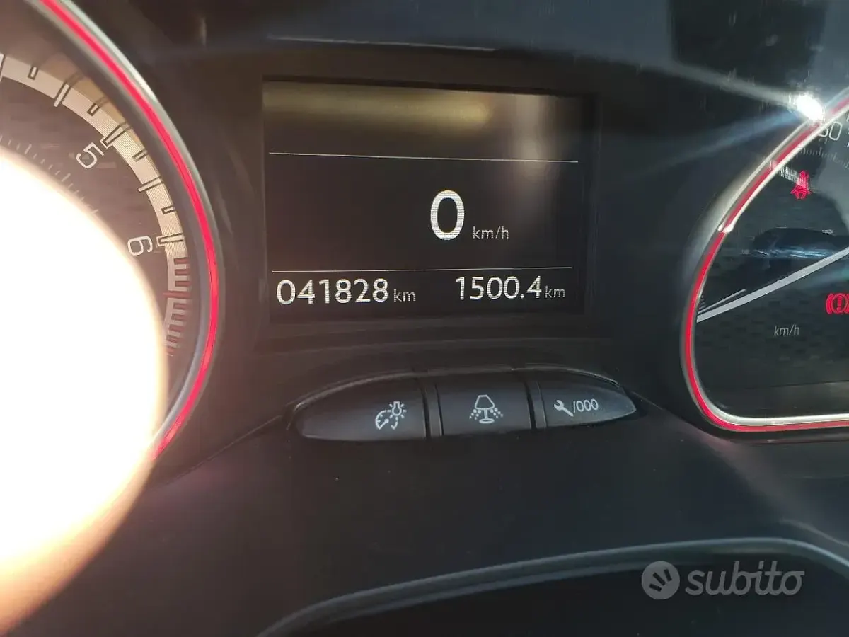 Usata Peugeot 208 GTi by Peugeot Sport 208 CV (152 kW) 2017 Bianco Utilitaria