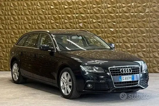 Usata Audi A4 Business 143 CV (105 kW) 2011 Nero Station wagon