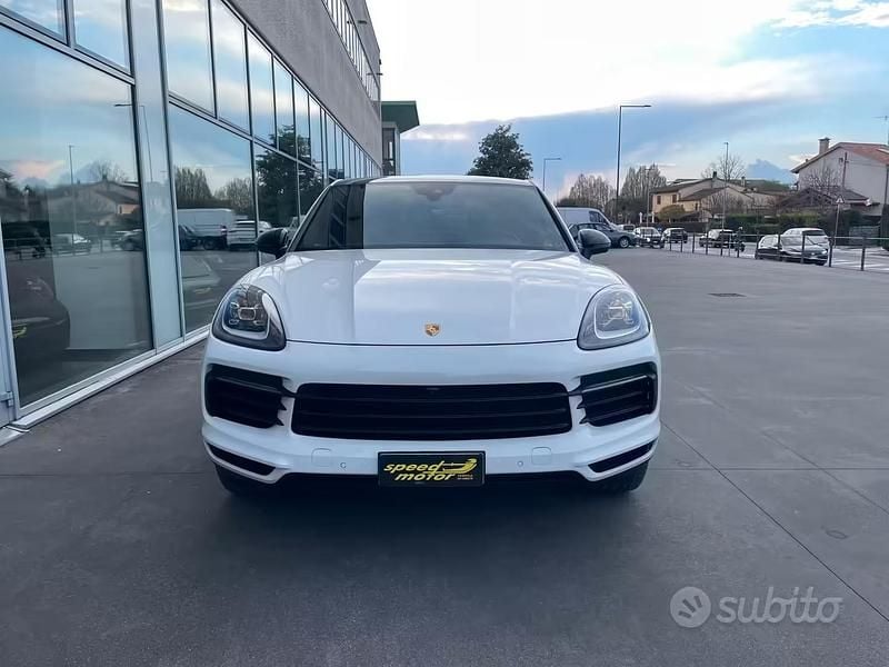 Usata Porsche Cayenne 340 CV (250 kW) 2020 Bianco SUV