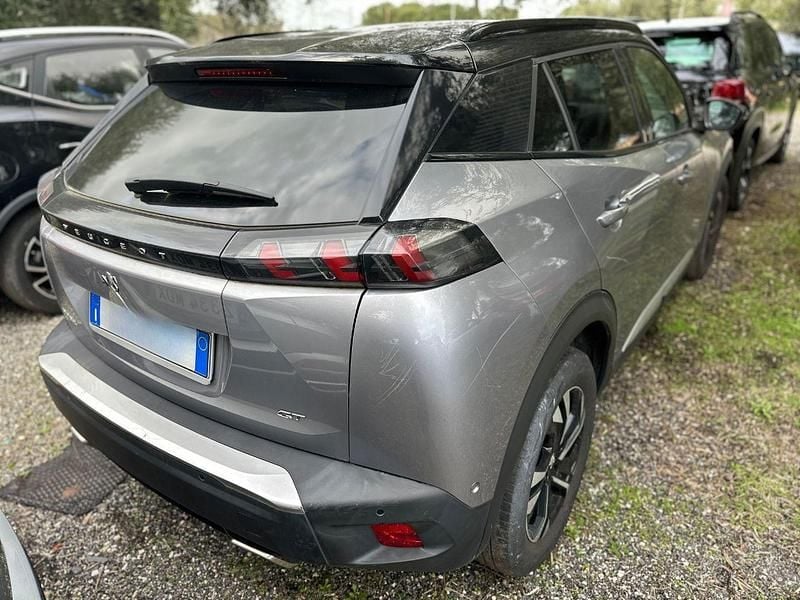 Usata Peugeot 2008 GT 130 CV (95 kW) 2022 Grigio SUV