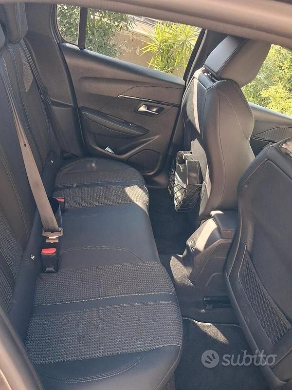 Usata Peugeot 208 GTi 101 CV (74 kW) 2023 Grigio Utilitaria