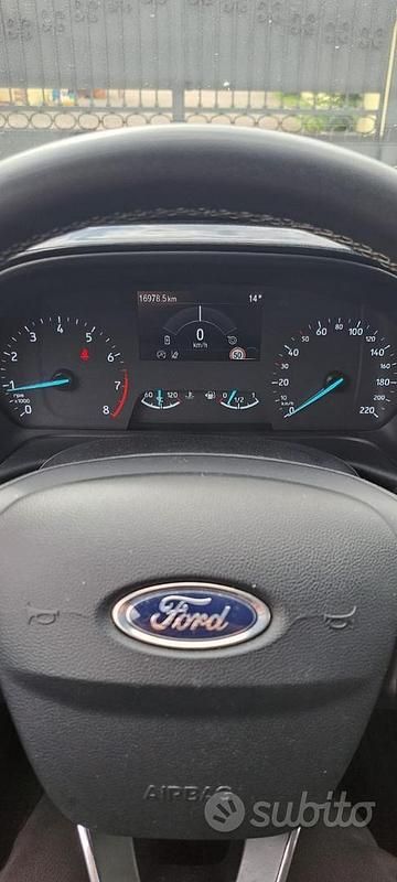 Usata Ford Puma 125 CV (91 kW) 2023 Grigio Berlina