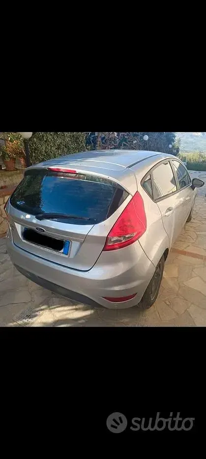 Usata Ford Fiesta Titanium 95 CV (69 kW) 2012 Utilitaria