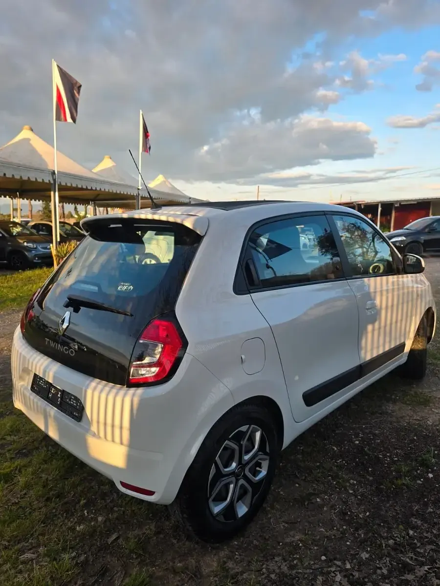 Usata Renault Twingo SE 69 CV (50 kW) 2019 Bianco Utilitaria
