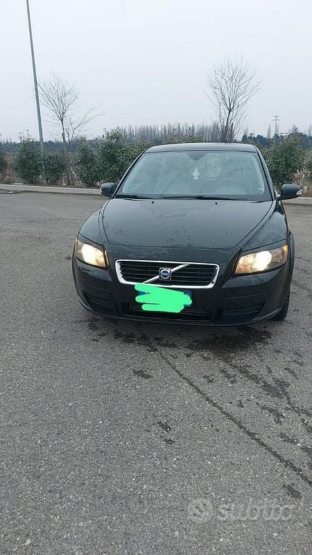 Usata Volvo C30 Summum 109 CV (80 kW) 2009 Blu/azzurro Utilitaria