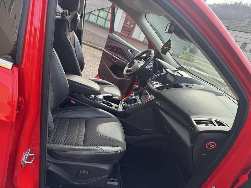 Usata Ford Kuga Titanium 120 CV (88 kW) 2016 SUV