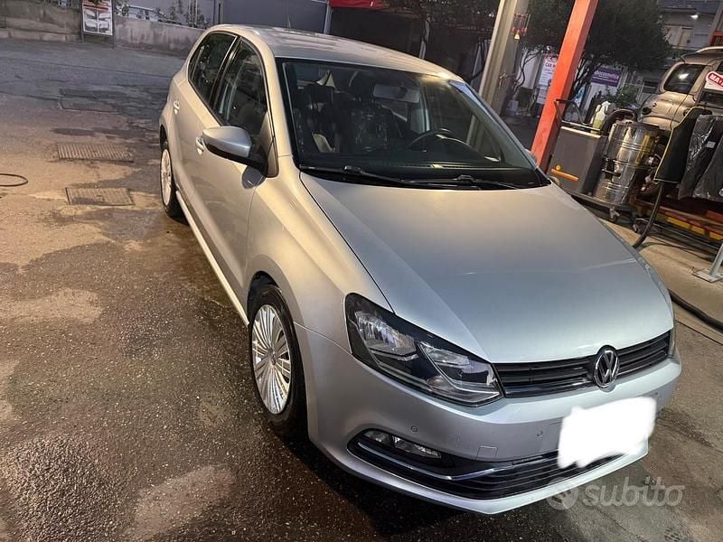 Usata VW Polo 85 CV (62 kW) 2015 Grigio Utilitaria