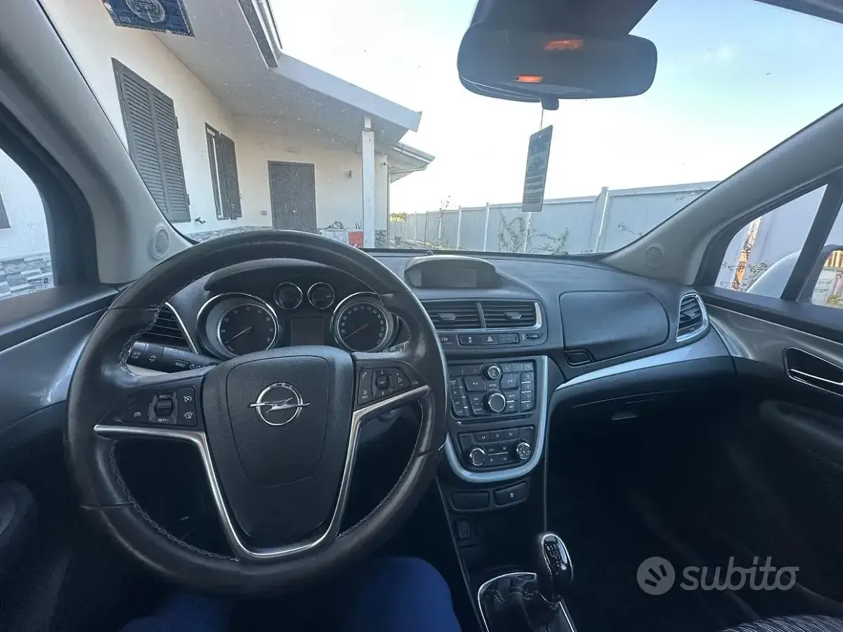 Usata Opel Mokka 140 CV (102 kW) 2015 Grigio SUV