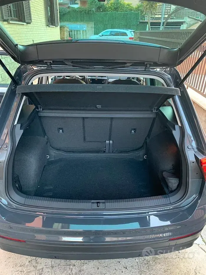 Usata VW Tiguan 150 CV (110 kW) 2018 Grigio SUV