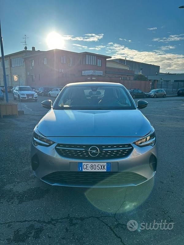 Grigio Usata 2021 Opel Corsa Tre volumi | 9400 € (Super prezzo) - Immagine 1/4
