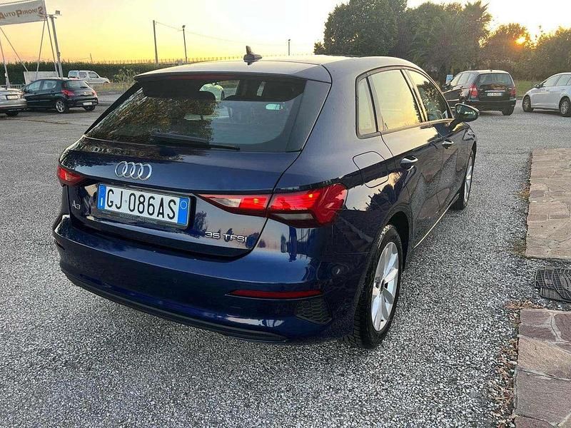 Usata Audi A3 Business 150 CV (110 kW) 2022 Blu Berlina