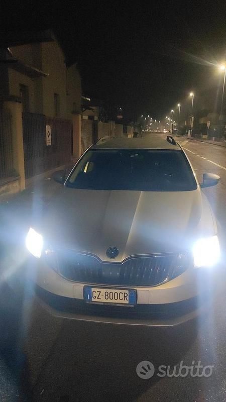 Usata Skoda Octavia 116 CV (85 kW) 2018 Grigio Station wagon