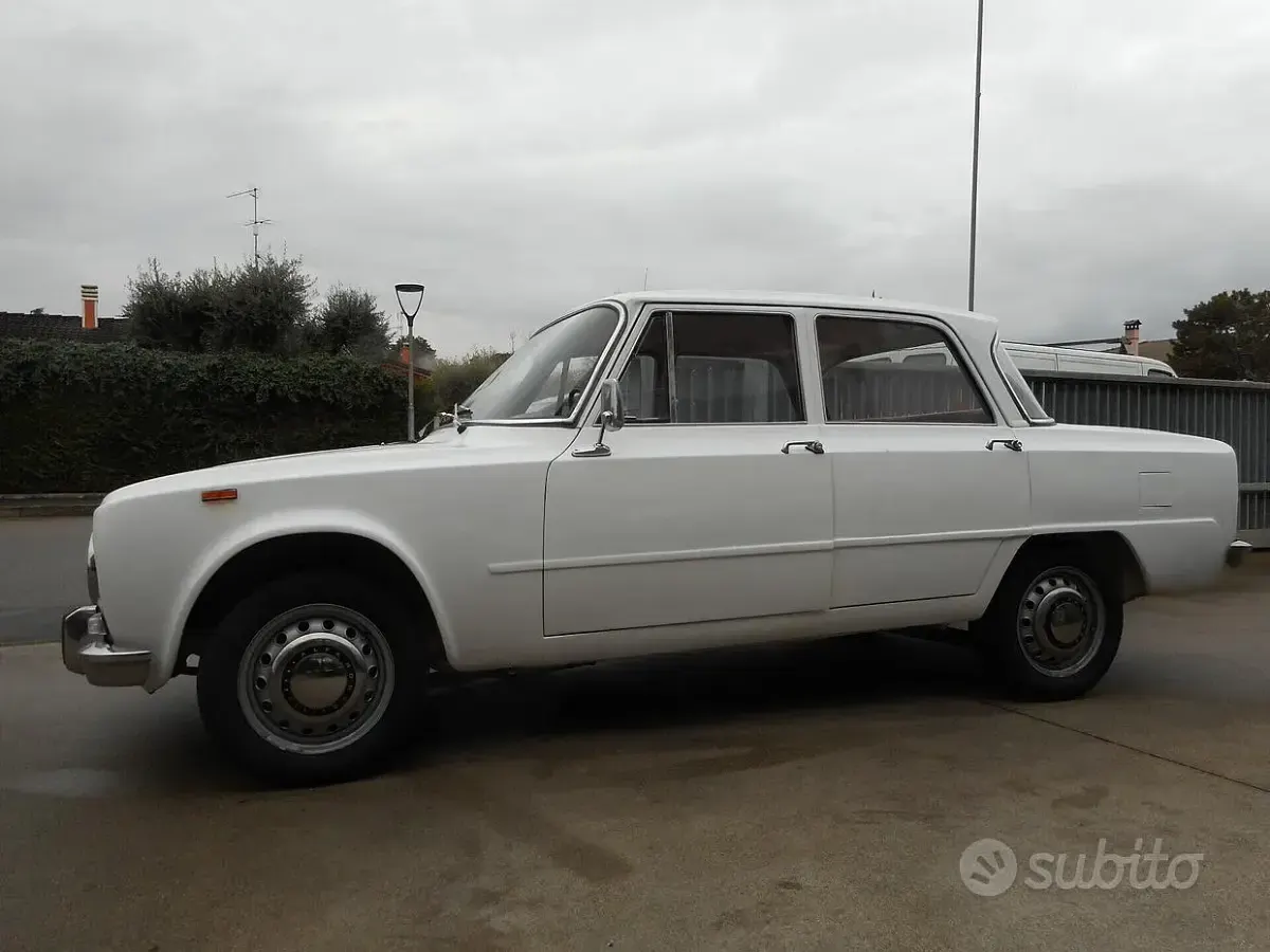 Usata Alfa Romeo Giulia 1300 Ti 84 CV (61 kW) 1960 Bianco Berlina