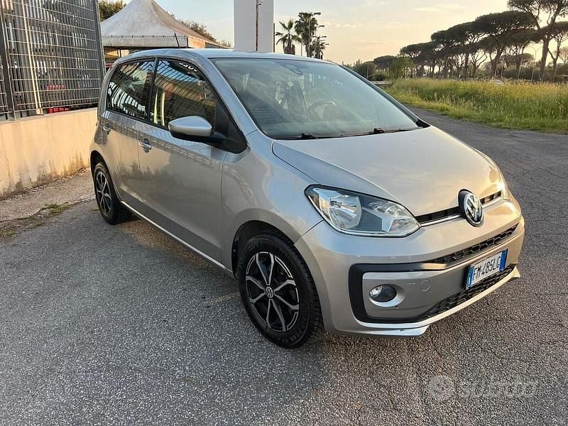 Usata VW up! Move 75 CV (55 kW) 2017 Grigio Utilitaria