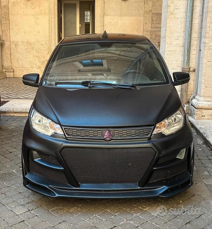 Nero Usata 2021 Aixam Microcar GTO Utilitaria | 11.000 € - Immagine 1/4