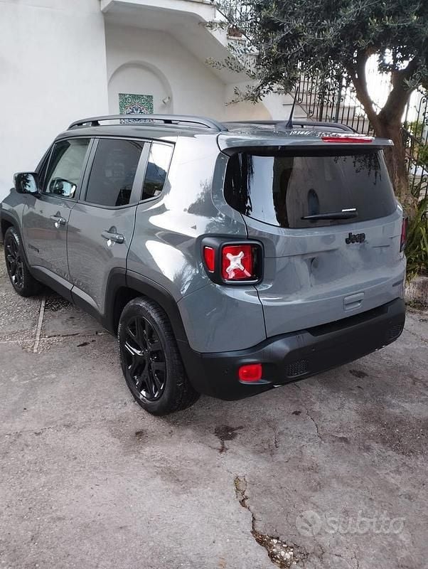 Usata Jeep Renegade Night Eagle 120 CV (88 kW) 2020 Grigio SUV