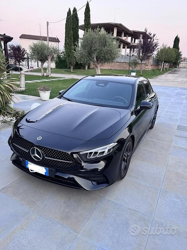 Usata Mercedes A180 Premium 116 CV (85 kW) 2024 Nero Berlina