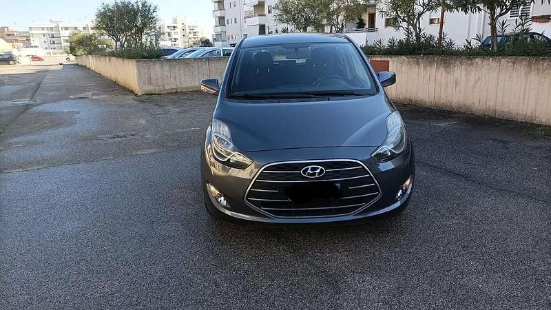 Usata Hyundai ix20 Classic 90 CV (66 kW) 2015 Grigio Utilitaria
