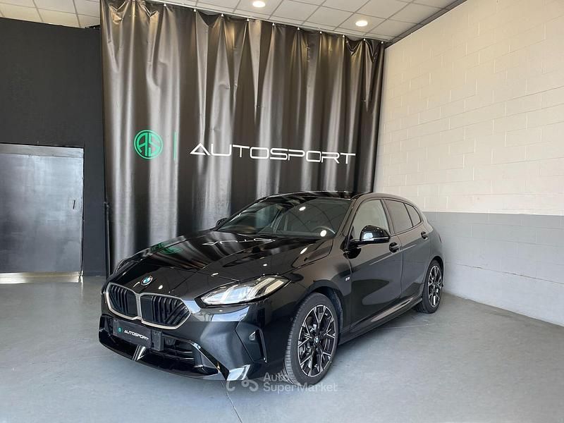 Usata BMW 120 M Sport 170 CV (125 kW) 2025 Nero Utilitaria