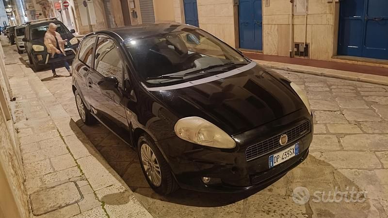 Brugt Fiat Punto 90 HK (66 kW) 2008 Sort Hatchback