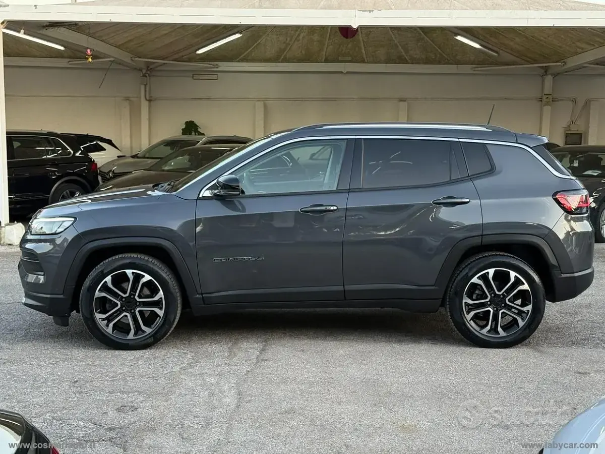 Usata Jeep Compass Limited 131 CV (96 kW) 2022 Grigio SUV