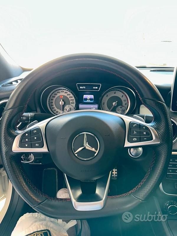 Usata Mercedes CLA220 Premium 177 CV (130 kW) 2016 Bianco Berlina
