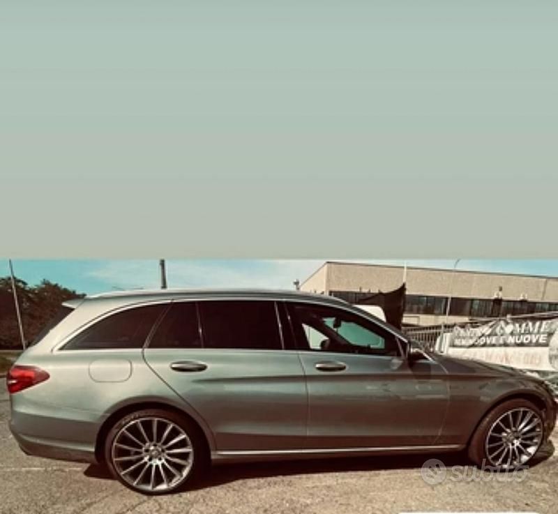 Usata Mercedes C220 170 CV (125 kW) 2015 Grigio Station wagon