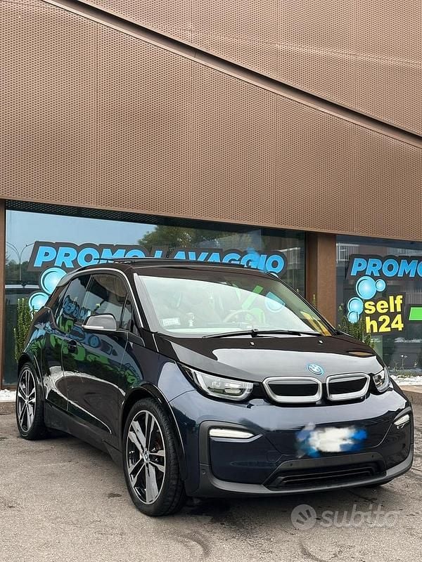 Usata BMW i3 2020 Blu Utilitaria
