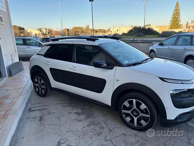 Usata Citroën C4 Feel 99 CV (72 kW) 2017 Bianco Berlina