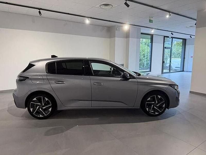 Usata Peugeot 308 Allure 131 CV (96 kW) 2022 Grigio artense Berlina