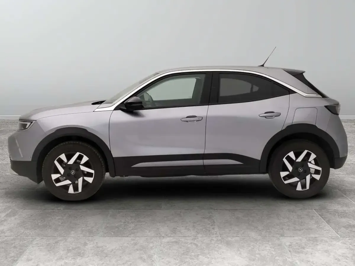 Usata Opel Mokka Elegance 101 CV (74 kW) 2023 Grigio grafene SUV