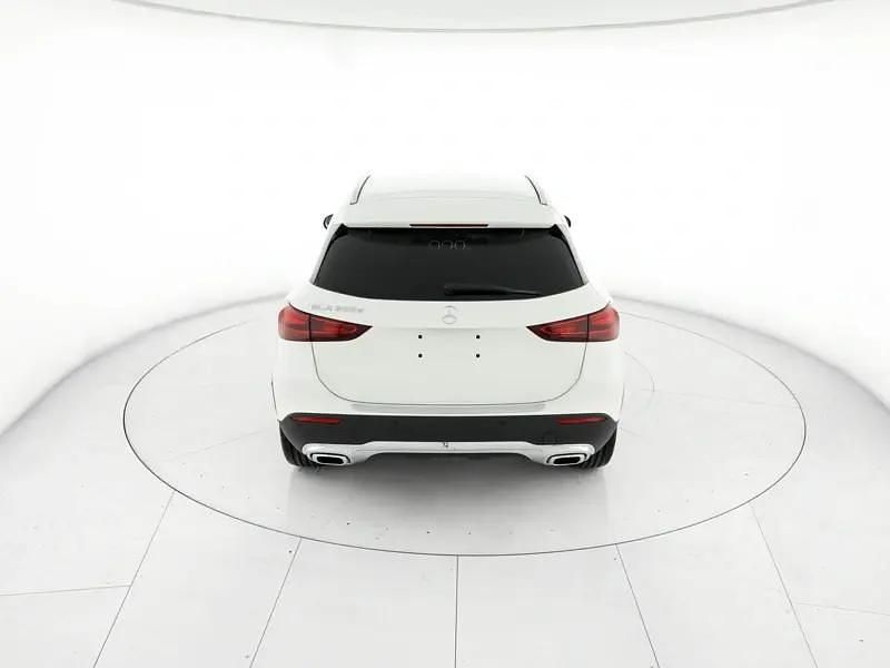 Bianco Nuova 2026 Mercedes GLA200 Progressive SUV | 43.500 € (Buon prezzo) - Immagine 1/4