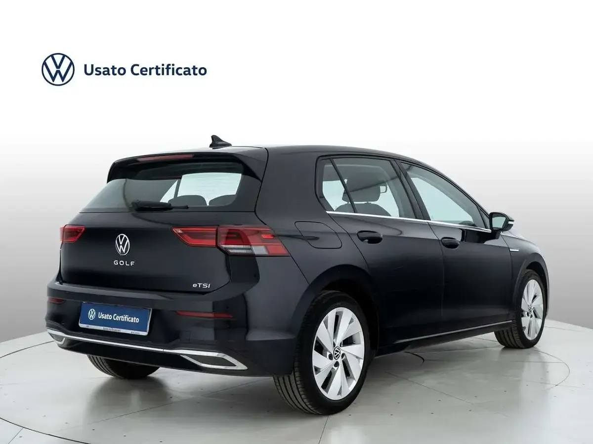 Usata VW Golf VIII Style 131 CV (96 kW) 2021 Nero Berlina