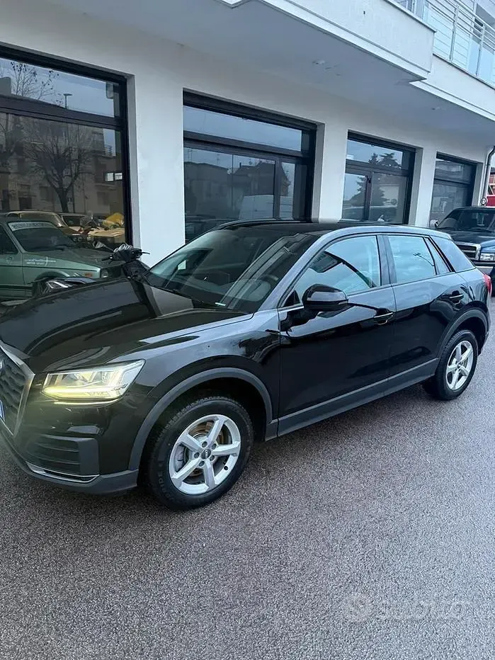 Usata Audi Q2 116 CV (85 kW) 2018 Nero SUV