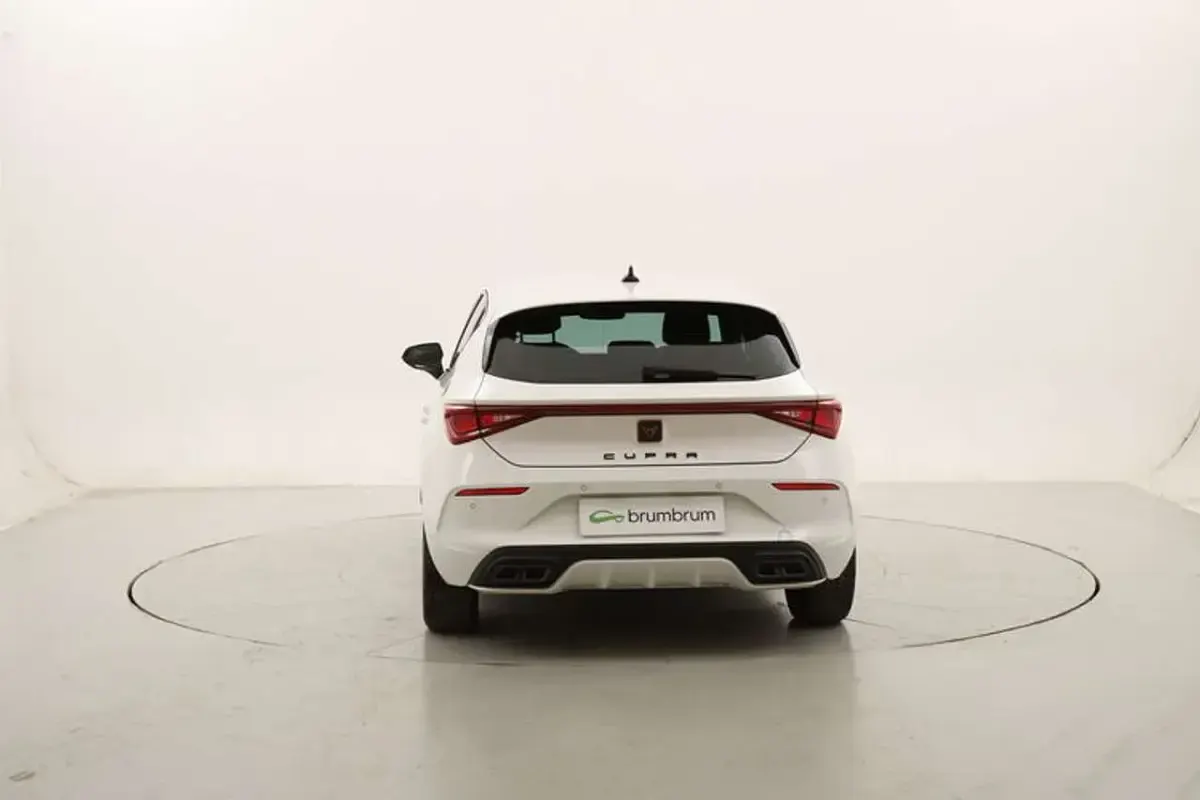 Usata Cupra Leon 150 CV (110 kW) 2024 Bianco Berlina