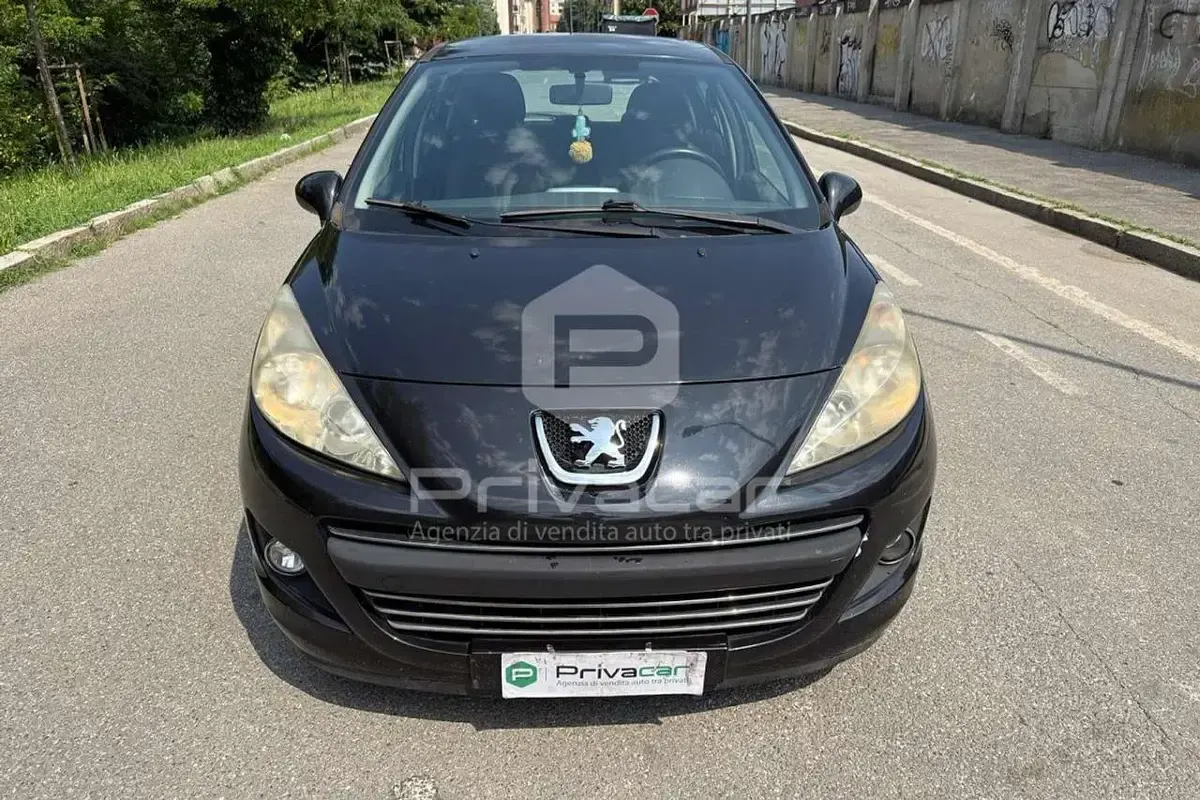 Usata Peugeot 207 95 CV (69 kW) 2010 Grigio Utilitaria