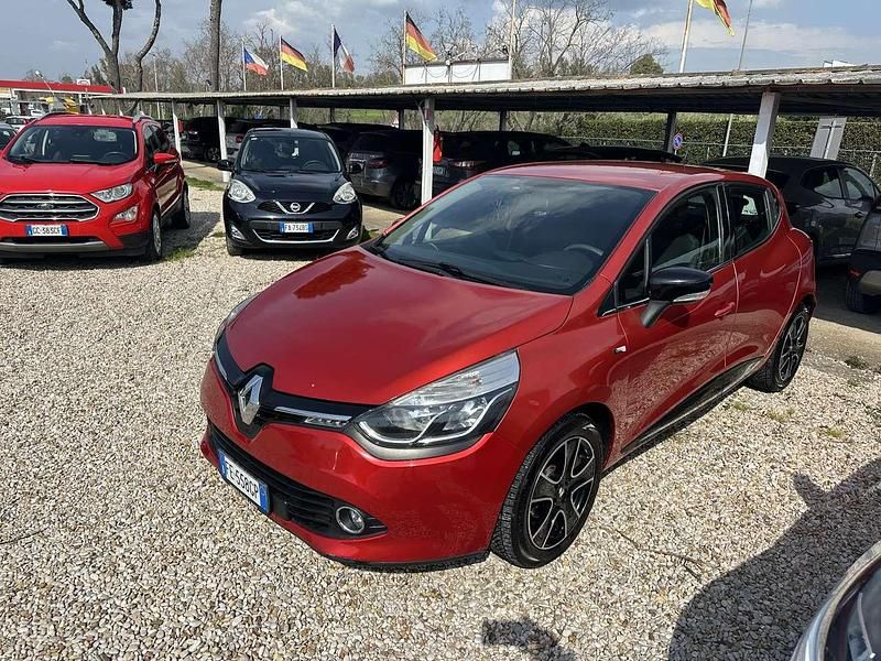 Usata Renault Clio IV Intens 90 CV (66 kW) 2016 Bordo metallizato Berlina