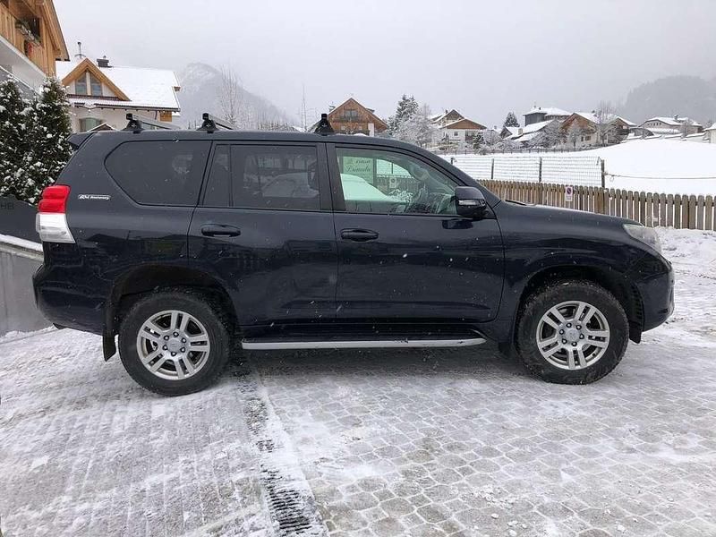 Nero Usata 2012 Toyota Land Cruiser SUV | 31.500 € (Cara) - Immagine 1/4