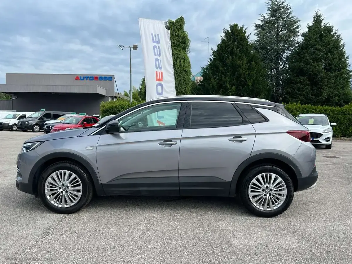 Usata Opel Grandland X Innovation 131 CV (96 kW) 2019 Grigio SUV