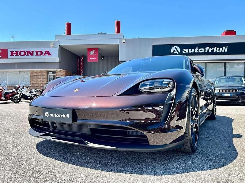 Usata Porsche Taycan Performance Package 350 kW (476 CV) 2023 Coffee black Berlina
